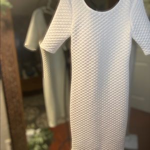 🌺Unique textured mid calf length dress